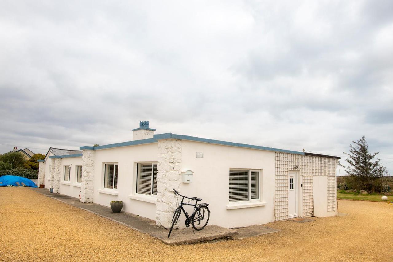 Beachcomber Cottages Ballyconneely Bagian luar foto