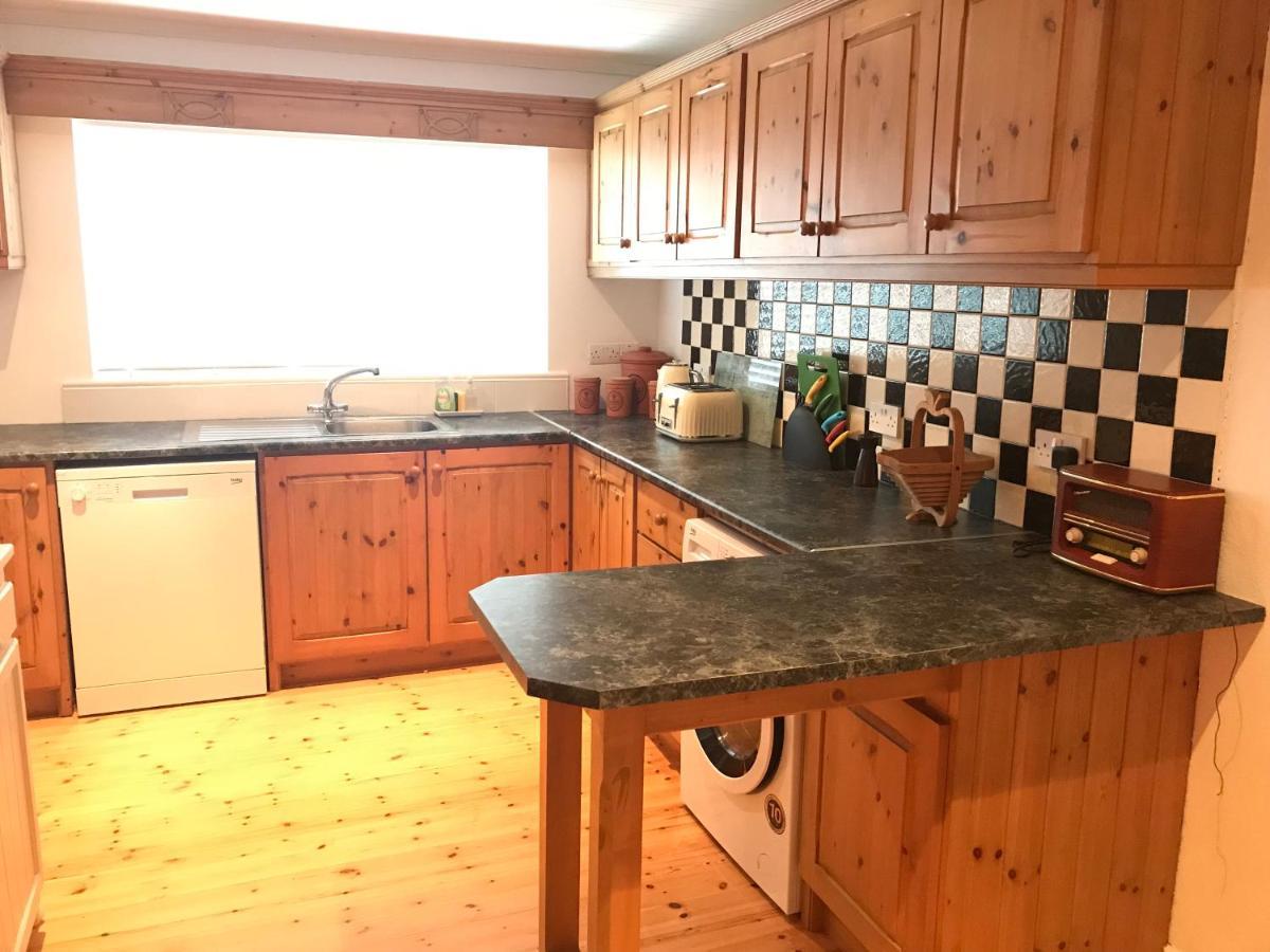Beachcomber Cottages Ballyconneely Bagian luar foto